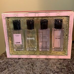 NWT!!! Victoria’s Secret Fragrance Set!!